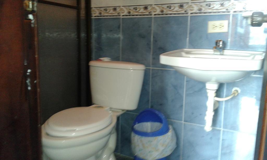 تينا Hostal Jireh المظهر الخارجي الصورة